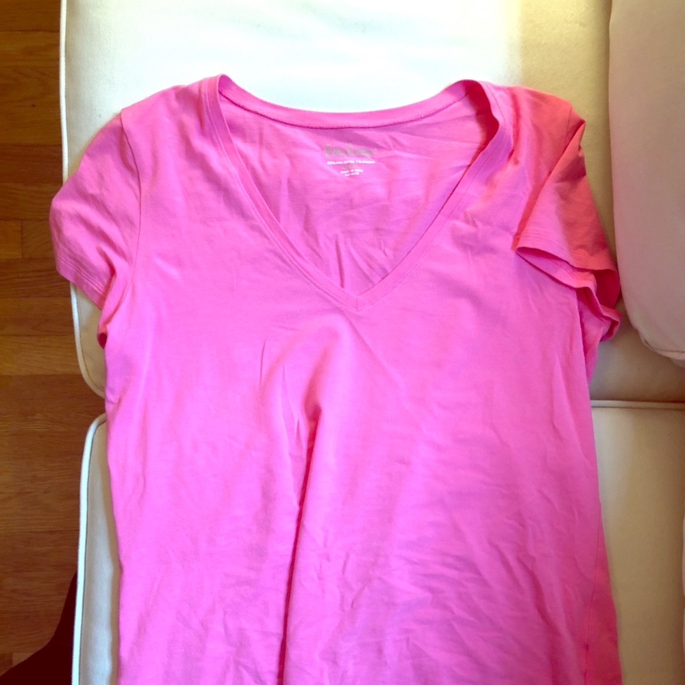 Pink Lilly Pulitzer T-shirt